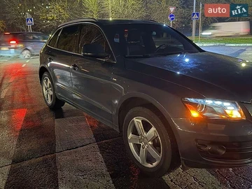 Авто Audi Q5 2010 № 8859353