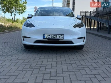 Авто Tesla Model Y 2023 № 8859483