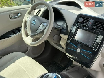 Авто Nissan Leaf 2012 № 8859654