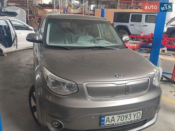 Авто KIA Soul Ev 2015 № 8859785