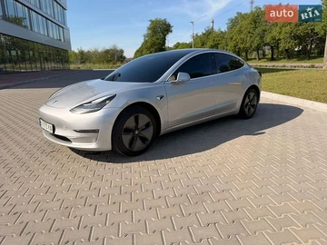 Авто Tesla Model 3 2017 № 8859836