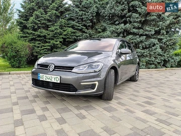 Авто Volkswagen E-Golf 2019 № 8859849