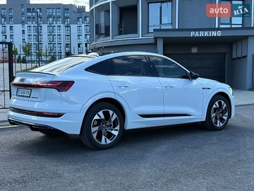 Авто Audi E-Tron Sportback 2021 № 8860012