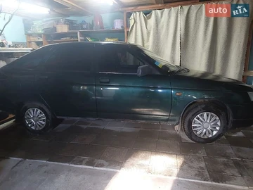 Авто ВАЗ 2112 2003 № 8860090