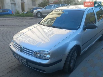 Авто Volkswagen Golf 2002 № 8860158