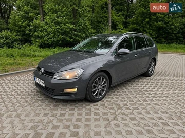 Авто Volkswagen Golf 2014 № 8860284