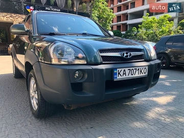 Авто Hyundai Tucson 2012 № 8860291