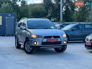 Авто Mitsubishi Outlander Xl 2011 № 8860295