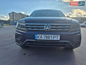 Авто Volkswagen Tiguan 2020 № 8860433