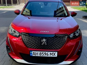 Авто Peugeot 2008 2020 № 8860434