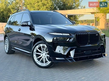 Авто BMW X7 2022 № 8860616