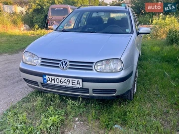 Авто Volkswagen Golf 2005 № 8860795