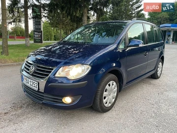 Авто Volkswagen Touran 2007 № 8860857