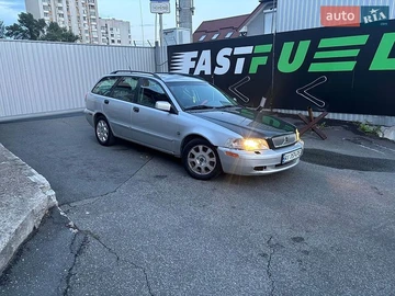 Авто Volvo V40 2002 № 8861107