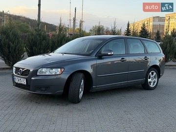 Авто Volvo V50 2011 № 8861168