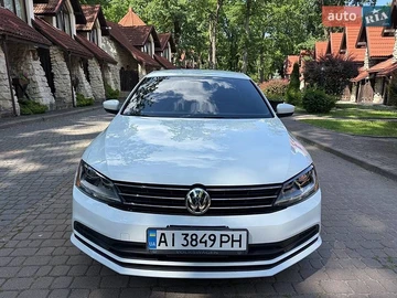 Авто Volkswagen Jetta 2017 № 8861171