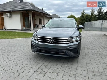 Авто Volkswagen Tiguan 2023 № 8861238