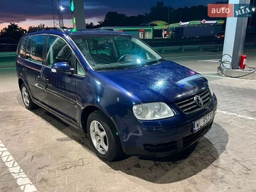 Авто Volkswagen Touran 2005 № 8861396