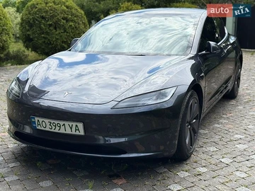 Авто Tesla Model 3 2024 № 8861463