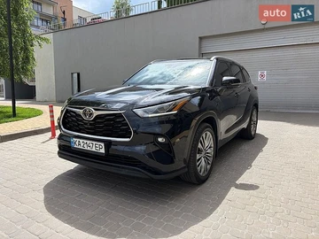 Авто Toyota Highlander 2021 № 8861467