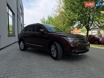 Авто Volkswagen Tiguan 2021 № 8861549
