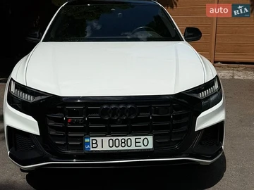 Авто Audi Q8 2019 № 8861704