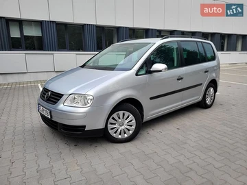 Авто Volkswagen Touran 2003 № 8861783