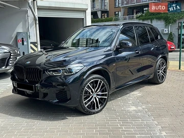 Авто BMW X5 2022 № 8861913
