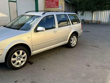 Авто Volkswagen Golf 2004 № 8861995