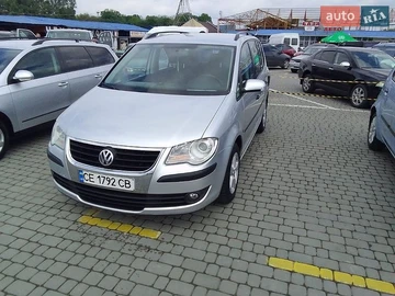 Авто Volkswagen Touran 2007 № 8862013