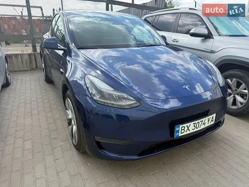 Авто Tesla Model Y 2023 № 8862155