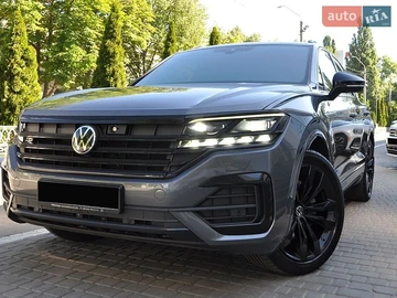 Авто Volkswagen Touareg 2022 № 8862255