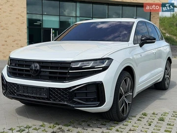 Авто Volkswagen Touareg 2023 № 8862259