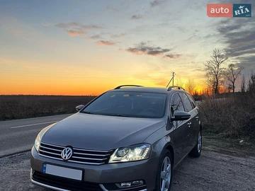 Авто Volkswagen Passat 2011 № 8862757