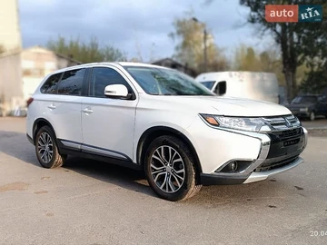 Авто Mitsubishi Outlander 2017 № 8862850