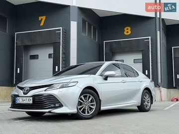Авто Toyota Camry 2018 № 8862878