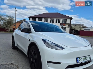 Авто Tesla Model Y 2021 № 8862993
