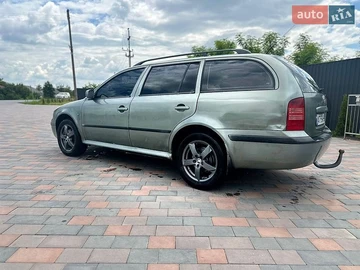 Авто Skoda Octavia 2002 № 8863091