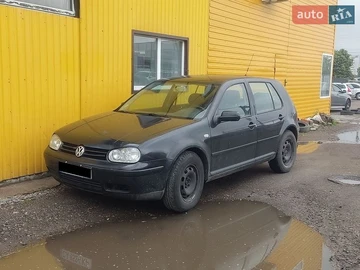 Авто Volkswagen Golf 2000 № 8863149