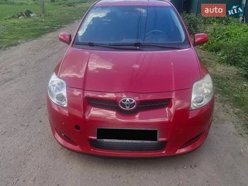 Авто Toyota Auris 2009 № 8863189