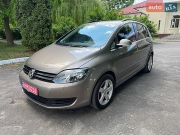 Авто Volkswagen Golf Plus 2010 № 8863201