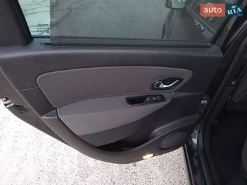 Авто Renault Scenic 2011 № 8863208