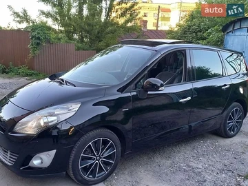 Авто Renault Grand Scenic 2011 № 8863209