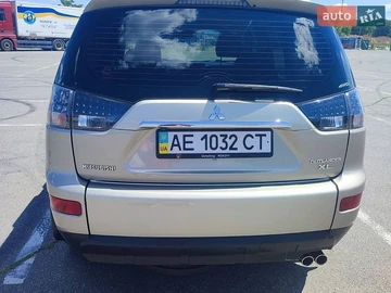 Авто Mitsubishi Outlander Xl 2008 № 8863312