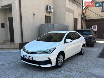 Авто Toyota Corolla 2017 № 8863315