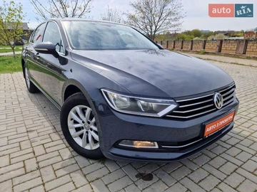 Авто Volkswagen Passat 2017 № 8863412