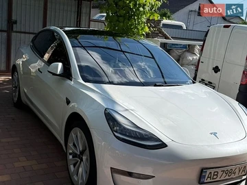 Авто Tesla Model 3 2020 № 8863414