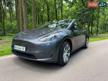 Авто Tesla Model Y 2023 № 8863518