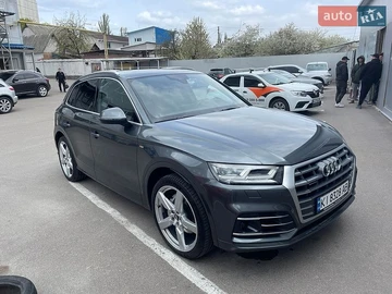 Авто Audi Q5 2018 № 8863526