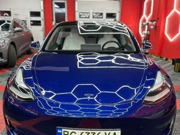 Авто Tesla Model 3 2018 № 8864008